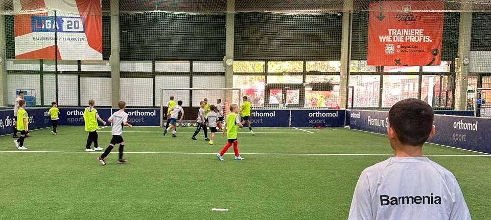 Wir schicken eure Kids in die Bayer 04 Fußballschule
