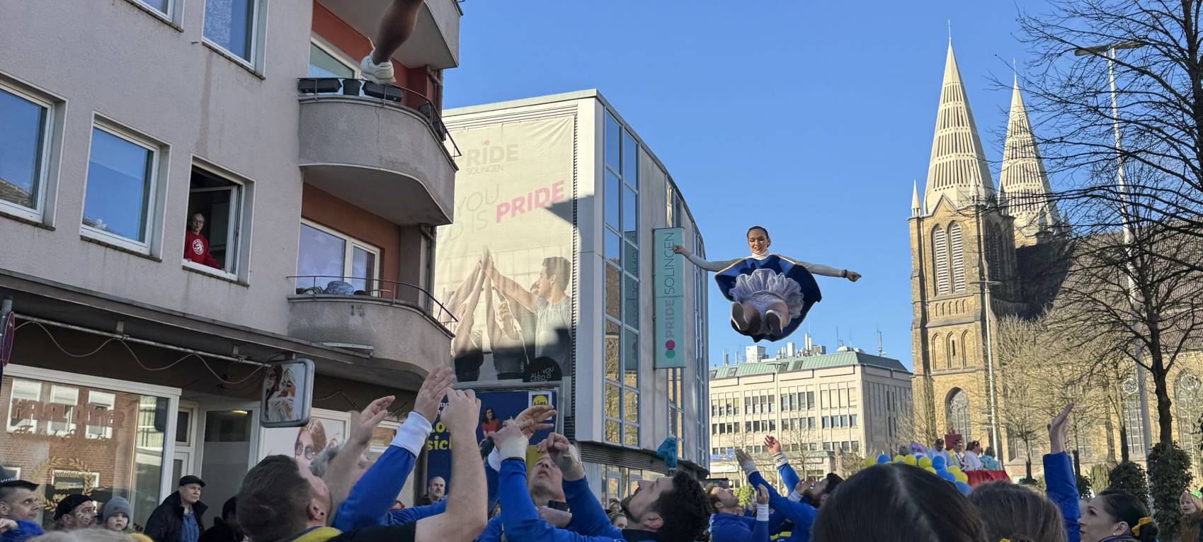 Vorbereitungen für den Rosenmontagszug im RSG-Land