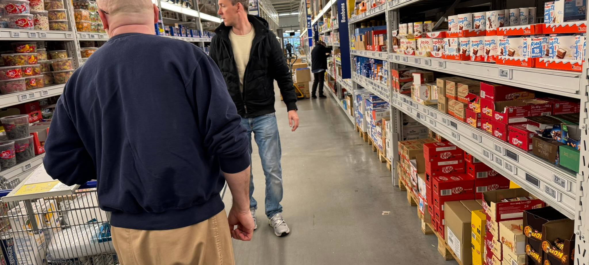 Knast live: Frisch-Fleisch - JVA on tour im Großmarkt