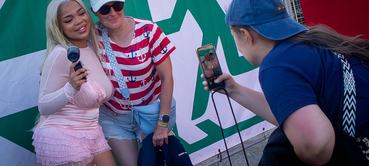 Eindrücke vom Rainbow Festival in Köln am Fühlinger See