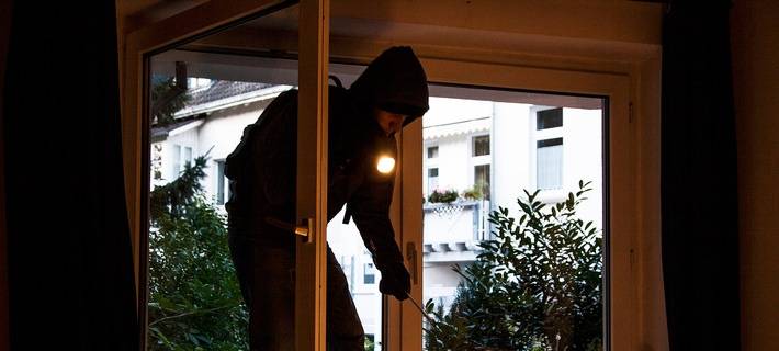 Symbolbild: Die Polizei ermittelt wegen eines Einbruchdiebstahls
