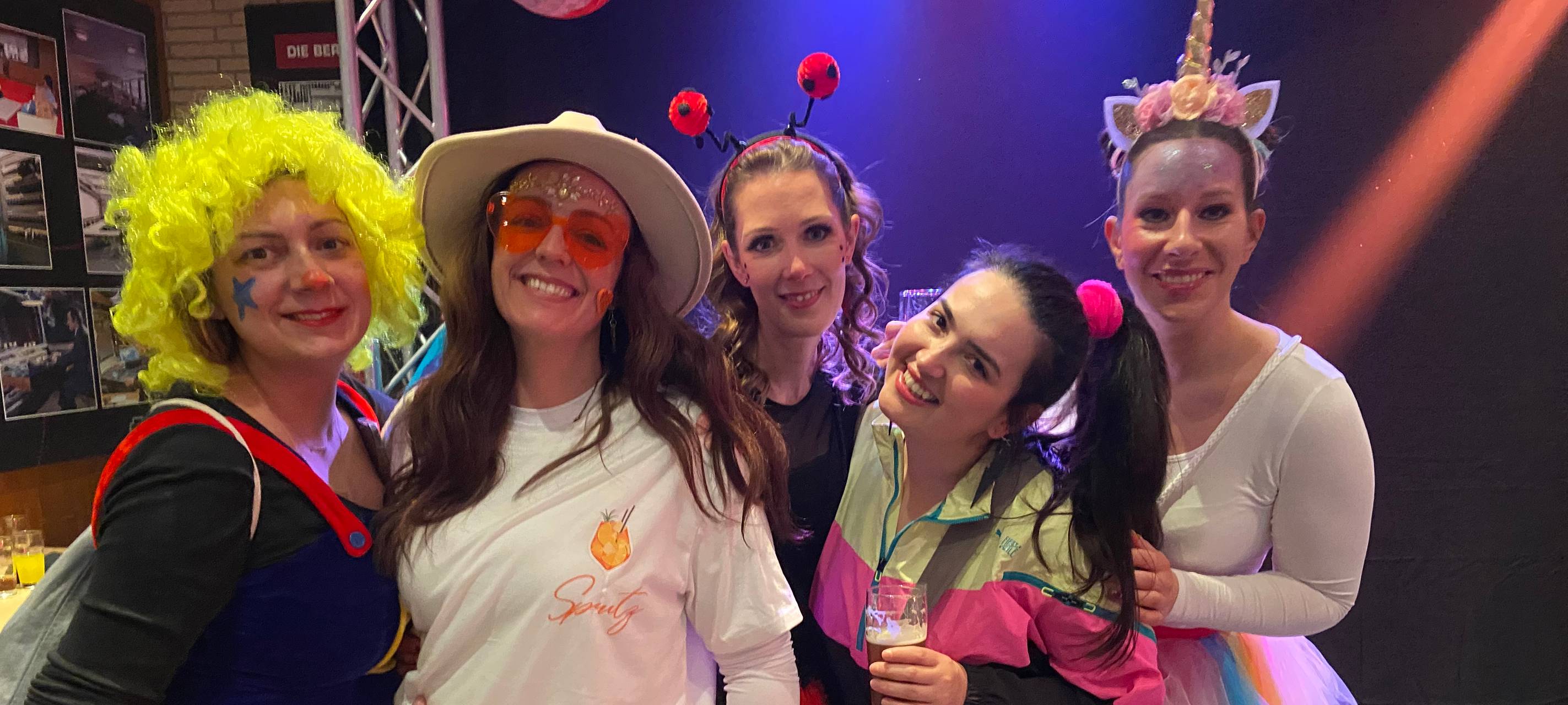 Altweiber-Karnevalsparty im Theater und Konzerthaus Solingen