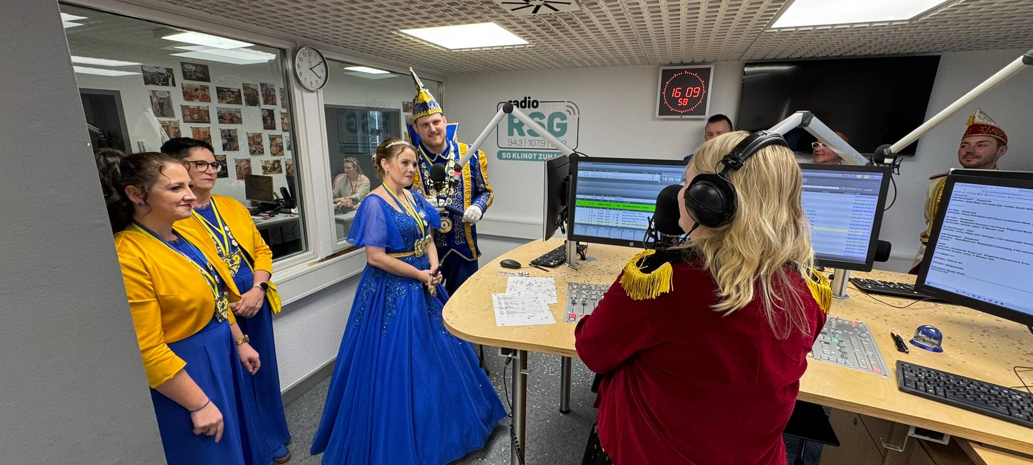 Das Solinger Prinzenpaar live im RSG-Studio