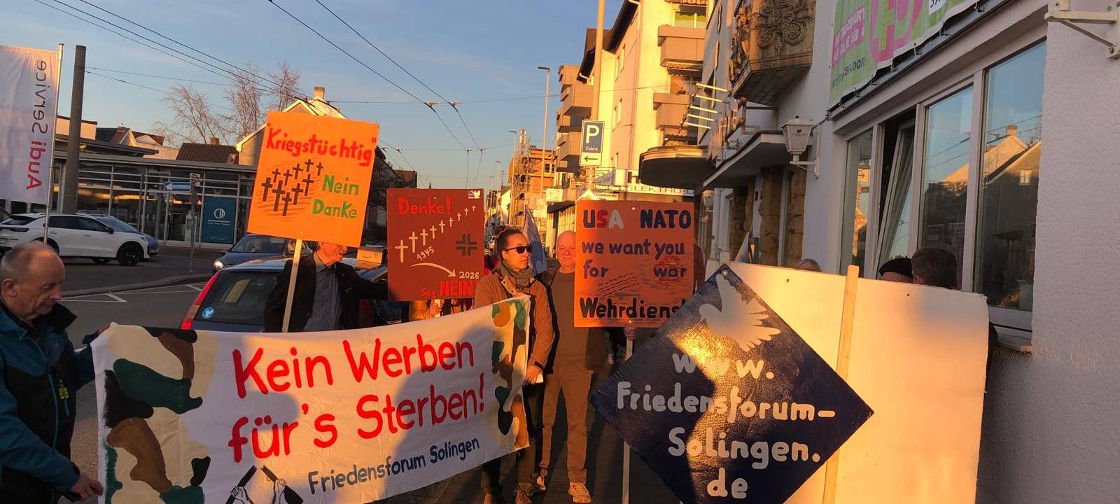 Solinger Jugend demonstriert gegen Wehrpflicht