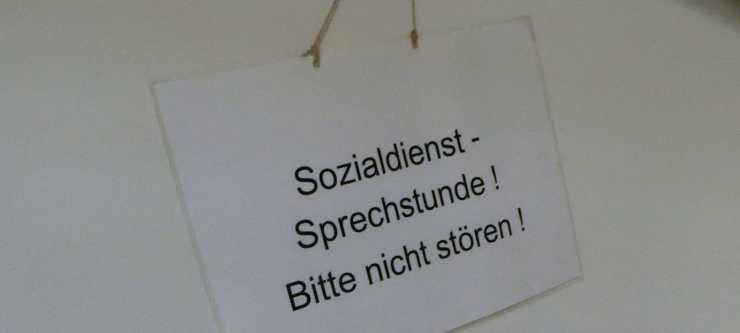 Knast live: Der Kümmer-Kasten - Termin beim Sozialdienst