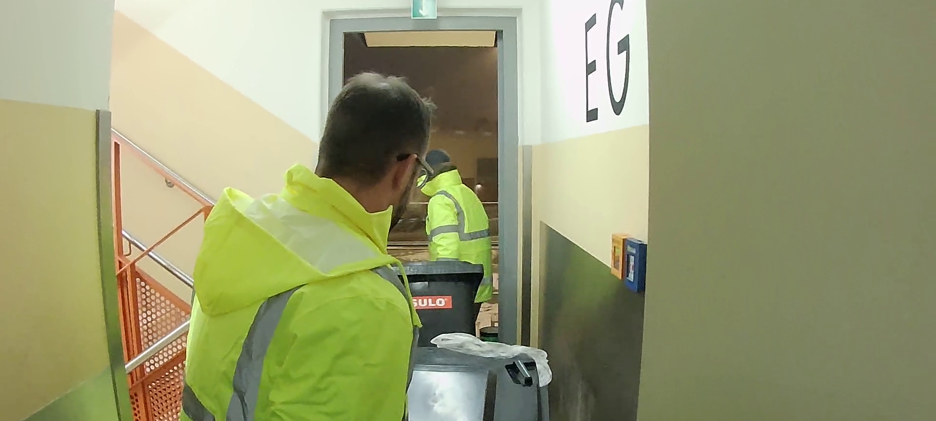 Knast live: Die Hof-Kolonne - Der mit dem Wolf fegt